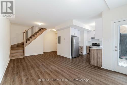 2 (279) - 12860 YONGE STREET , Richmond Hill, Ontario L4E 1J4 5
