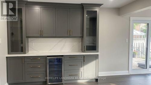 UPPER 11 RAVENHILL CRESCENT , Markham, Ontario L3S 2V6 5