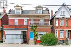 626 BATHURST STREET Toronto, ON M5S 2R1