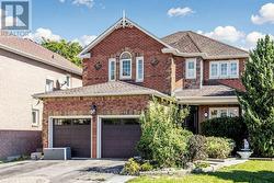 1 TRENT STREET Aurora, ON L4G 7E7