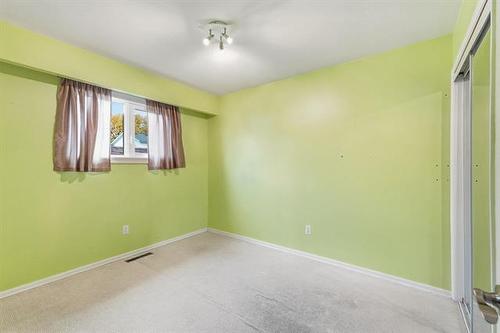 39 Gemini Ave, Winnipeg, MB 