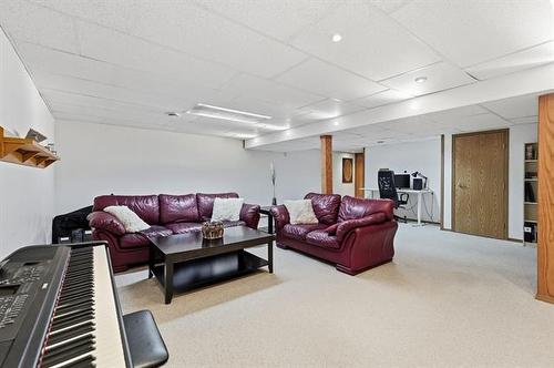 39 Gemini Ave, Winnipeg, MB 