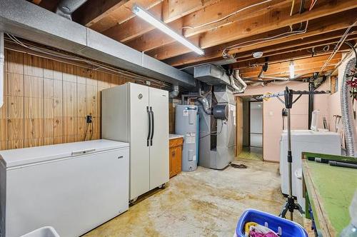 39 Gemini Ave, Winnipeg, MB 