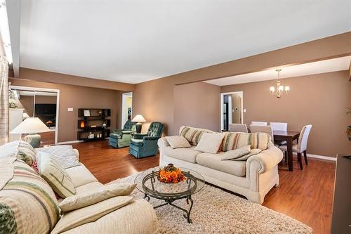 39 Gemini Ave, Winnipeg, MB 