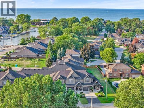 240 OLD TECUMSEH ROAD , Lakeshore, Ontario N8N 3S7 3
