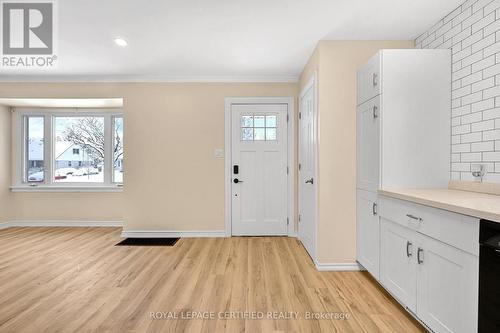 372 FLANDERS ROW E , London East, Ontario N5Y 1C4 3