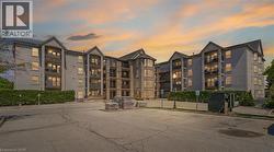 1421 WALKERS Line Unit# 209  Burlington, ON L7M 4P4