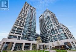 1019 - 9000 JANE STREET Vaughan, ON L4K 0M6