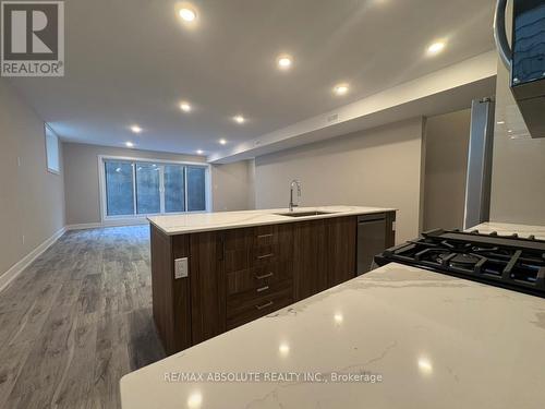 4 - 613 PARKVIEW ROAD , Ottawa, Ontario K1Z 6E6 4