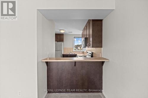 282 ESPIN HEIGHTS , Ottawa, Ontario K2J 0Y8 4