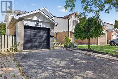 18 Camrose Court, Kitchener, ON 