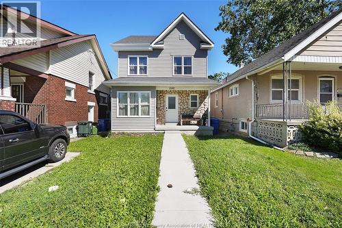 1522 LILLIAN AVENUE  Windsor, ON N8X 4A8