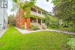 6 - 8 THORNCLIFFE AVENUE Toronto, ON M4K 1V5