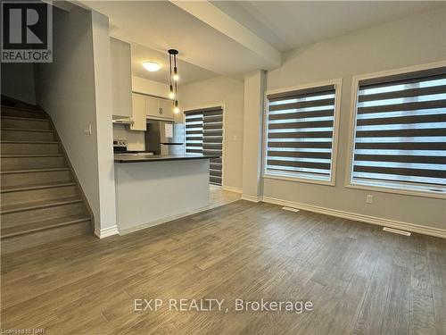 49 - 3 MANN TRAIL , Welland (N. Welland), Ontario L3C 0K2 3
