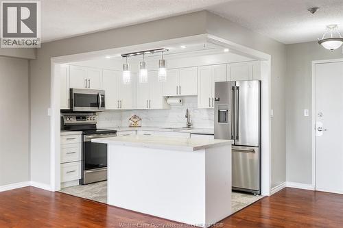 3936 WYANDOTTE STREET Unit# 805 , Windsor, Ontario N8Y 4V1 3