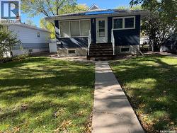 2716 McDonald STREET Regina, SK S4N 2Z8