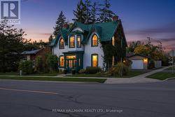 84 WELLINGTON STREET E  Barrie, ON L4M 2C4