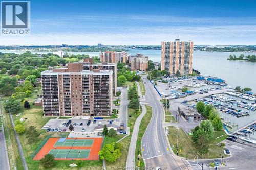 9099 Riverside DRIVE Unit# 1110W  Windsor, ON N8S 4P8