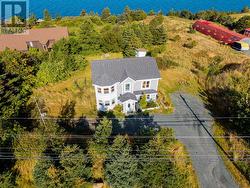 743 St Thomas Line Paradise, NL A1L 3V7