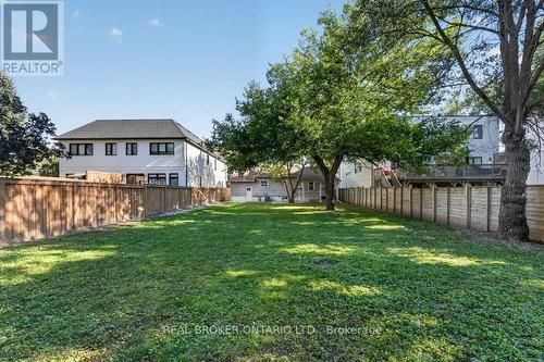 1024 Roosevelt Road, Mississauga, ON 