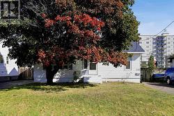118 Blake AVE Sault Ste. Marie, ON P6B 4Y1