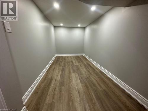 906 FARMSTEAD Drive Unit# Lower , Milton, Ontario L9T 8J5 4