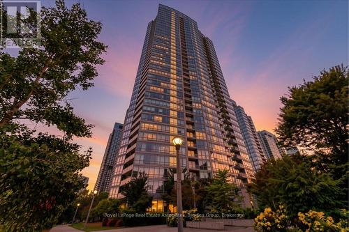 3203 - 5 MARINER TERRACE , Toronto, Ontario M5V 3V6 3