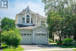 69 GOLDRIDGE DRIVE Ottawa, ON K2T 1E9