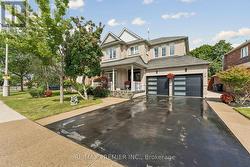 16 ROCKSTEP COURT  Brampton, ON L6R 3H2