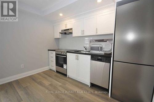 5 - 3465 LAKE SHORE BOULEVARD W , Toronto, Ontario M8W 1N2 3