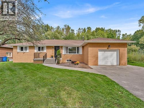 1940 KENT  Windsor, ON N9E 3R3