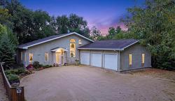 537 Balsam Avenue  Oakbank, MB R0E 1J0