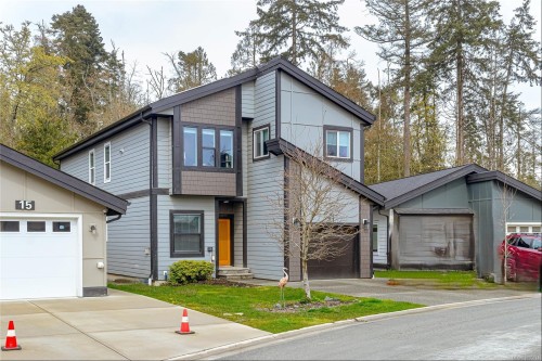 17 Saanich Ridge Dr  Central Saanich, BC V8M 0B8