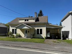 12 Fort AVE Edmundston, NB E3V 1E1