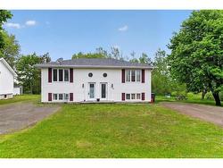 194-196 Acadie ST Bouctouche, NB E4S 2T5