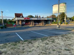1881 Fort St Victoria, BC V8R 1K1