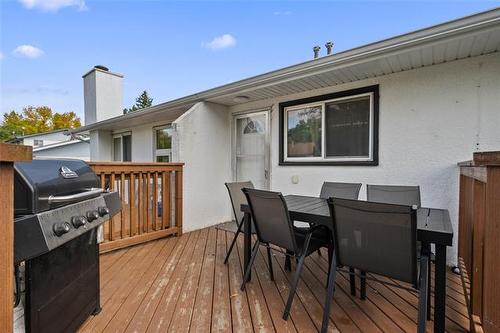 31 Costello Dr, Winnipeg, MB 