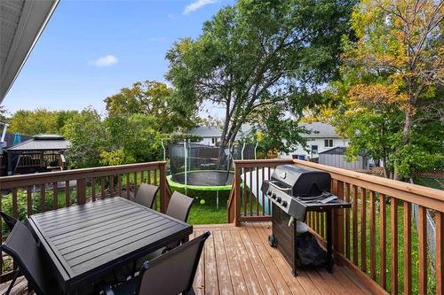 31 Costello Dr, Winnipeg, MB 