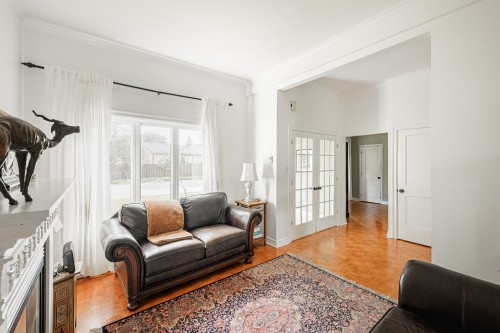 244 Rue Meloche , Sainte-Anne-de-Bellevue, QC H9X 4A6 5