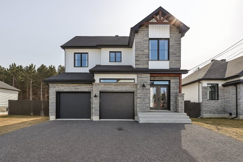 3025 Rue de l'Espoir  Sainte-Julienne, QC J0K 2T0