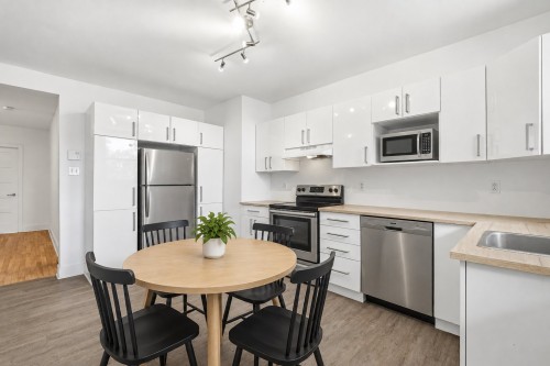 32 Rue Briggs E. , Longueuil (Le Vieux-Longueuil), QC J4J 1R6 3