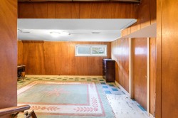 Family Room - 