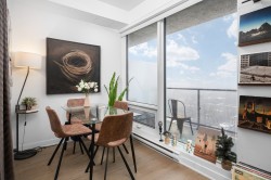 2706-1188 Rue St-Antoine O. Montréal (Ville-Marie), QC H3C 1B4