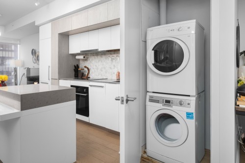2706-1188 Rue St-Antoine O. , Montréal (Ville-Marie), QC H3C 1B4 5
