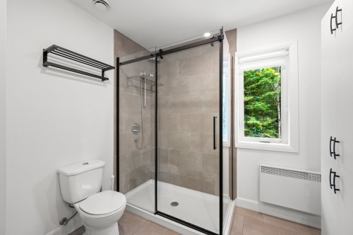 Salle de bains - 236 Ch. Des Monarques, Amherst, QC 