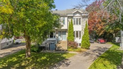 25  - 29 Rue Félix-Antoine-Savard Blainville, QC J7C 4V1