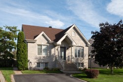 228 Rue du Bouton-d'Or  Saint-Amable, QC J0L 1N0