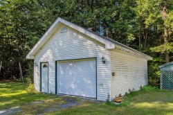 Garage - 