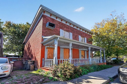 260 262 Rue St Jean — photo 3