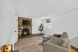 Family Room - 